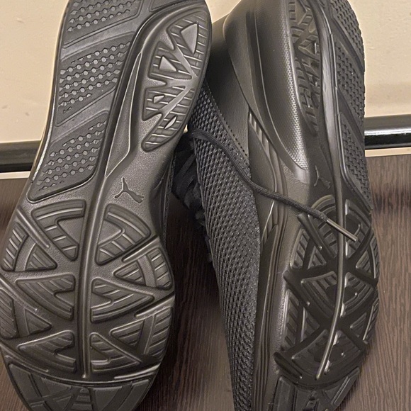 Puma Sneakers - Picture 2 of 2